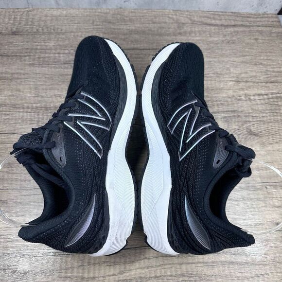 New Balance~Women's~Fresh Foam X 860v12 Black Running Shoes~Size 10 B(Standard) - Picture 6 of 8